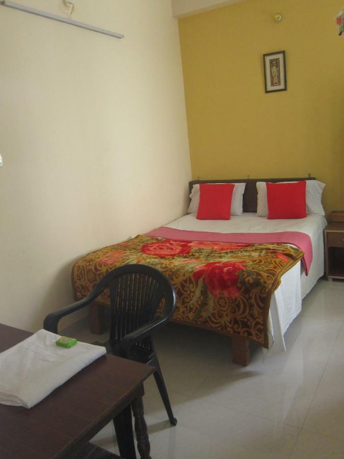 Kedar Guest House -Feel At Home Benares Buitenkant foto