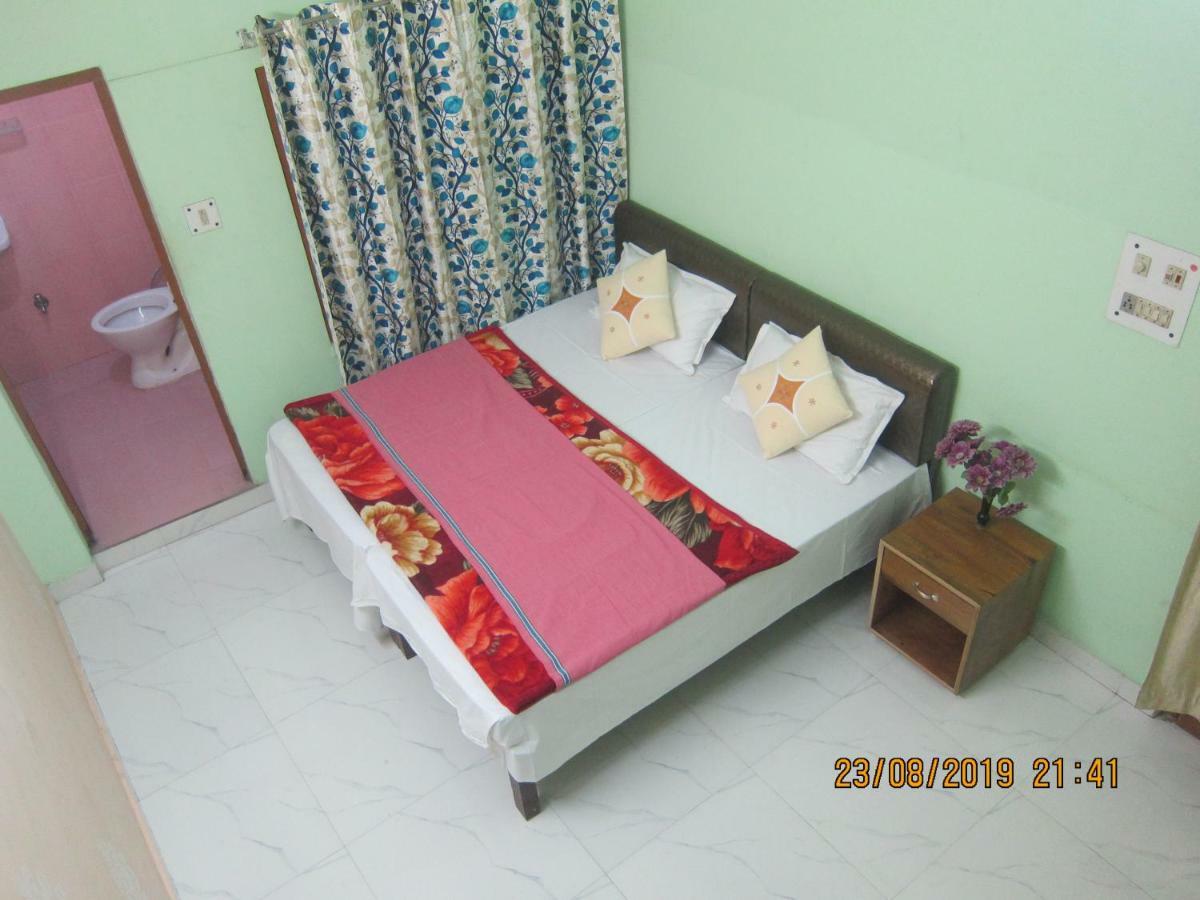 Kedar Guest House -Feel At Home Benares Buitenkant foto