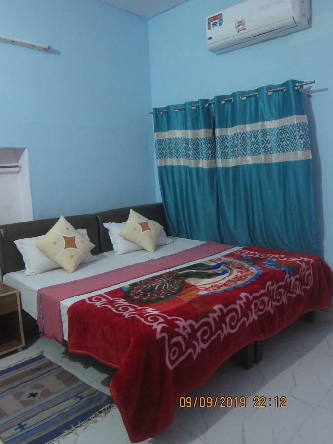 Kedar Guest House -Feel At Home Benares Buitenkant foto