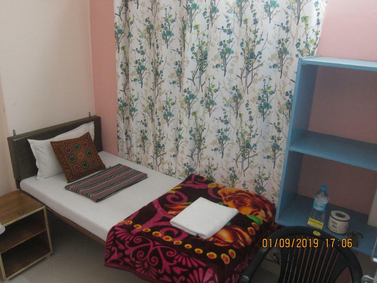 Kedar Guest House -Feel At Home Benares Buitenkant foto